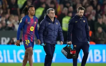 Koundé Injured and Withdrawn Early in Copa Semifinal Against Flick’s Team