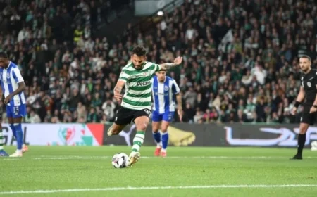 Fofana Arrives Late as Lion’s Delay Draws Attention