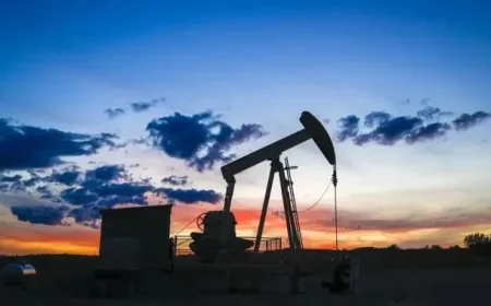 Iran Conflict Drives Oil Price Surge, Boosting Alberta and Saskatchewan Budgets