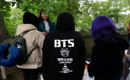 Gwanghwamun Square: Legal Loophole Lets Ticketless Fans Turn Heritage Zone into Overnight Camp