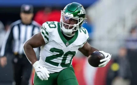 Jets place franchise tag on RB Breece Hall ahead of deadline