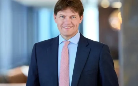 Ftse 250 comeback? Aberdeen’s 7% dividend hides a paradox between profit and outflows