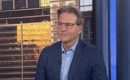 Bank Of Canada Interest Rate: Energy Surge and Calls to Cut Expose Policy Tension