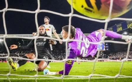 Semenyo seals narrow win as title race tightens at an inflection point