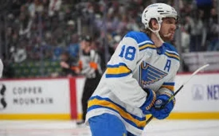 Colton Parayko emerges in stalled Sabres-Blues Robert Thomas talks