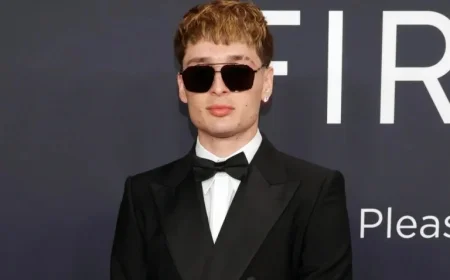 Peso Pluma Concert ignites Dinastía Tour kickoff in Seattle with setlist reveal and rotating guests