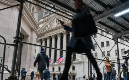 Supreme Court Ruling Spurs Wall Street’s Tariff Refund Bets