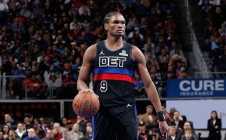 Pistons’ Ausar Thompson: Leaves for locker room