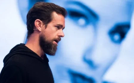 Block Worker Resigns Following Retention Bonus Proposal