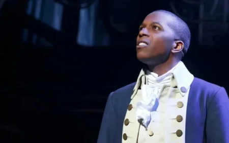 Hamilton West End: Leslie Odom, Jr. Crosses the Ocean to Reclaim Aaron Burr