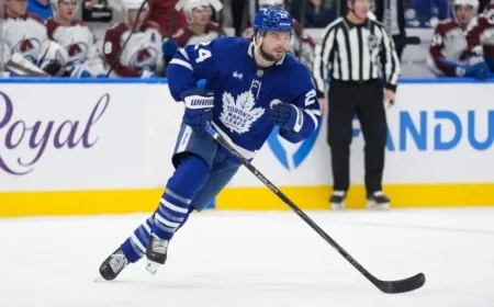 Scott Laughton trade: Maple Leafs move him to the Kings at the deadline inflection point