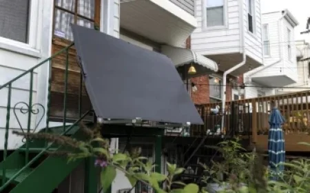 Anthropic Analyzes AI’s Potential to Replace White-Collar Jobs, Creating Economic Concerns