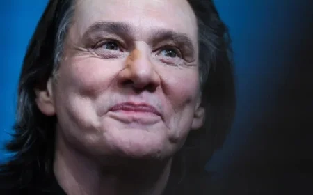 Top Plastic Surgeon Analyzes Jim Carrey’s Facial Appearance