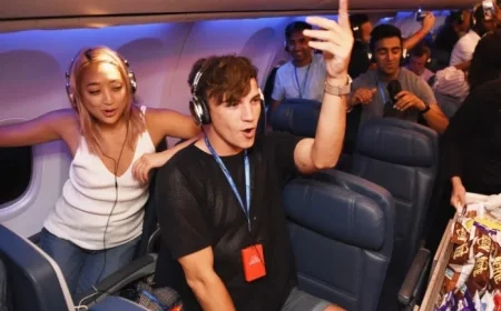 United Airlines to Ban Passengers Without Headphones
