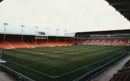 Blackpool Fc face stubborn Wigan Athletic as home run hangs in balance