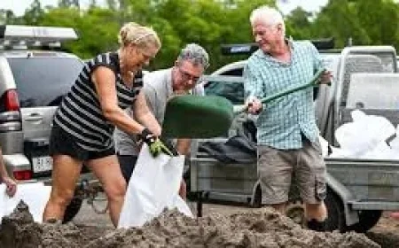Australia Heavy Rainfall Forecast: 3 Alarming Headlines as Brisbane Battles Floods