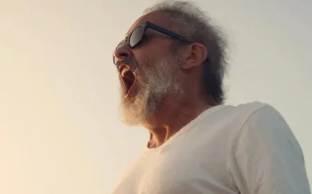 Dying of Cancer, He Created a Comedy