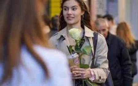 Giving a Flower on 8 March Reveals a Tension Between Ritual and Real Respect