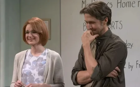 Ashley Padilla and Ryan Gosling Team Up for ‘SNL’ Crime Sketch