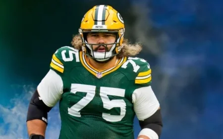 Packers Sign Offensive Lineman Sean Rhyan to Three-Year Contract