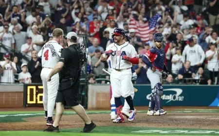 Kyle Schwarber Powers Team USA to 9-1 Victory Over Britain in WBC