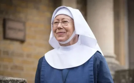Somerset Call the Midwife star Jenny Agutter unrecognisable in throwback snap