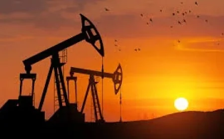 Ftse 100 Falters as Middle East Shockwaves Reach Port, Pump and Pantry