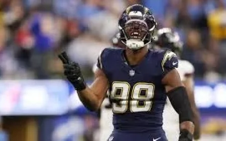 Washington Commanders free agency watch: Big-money edge rush and a tight end gap collide