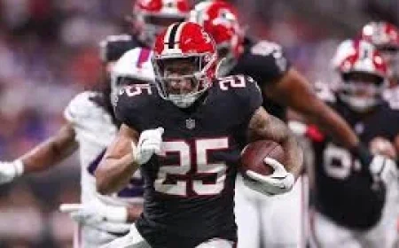 Rico Dowdle and the Commanders’ $80M offseason: 3 pressure points shaping Washington’s free-agency plan