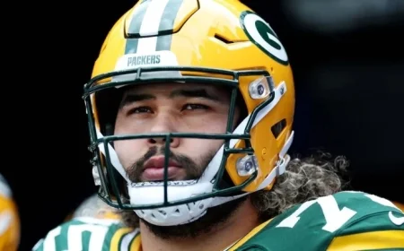 Elgton Jenkins as Packers extend Sean Rhyan in fast-moving offseason