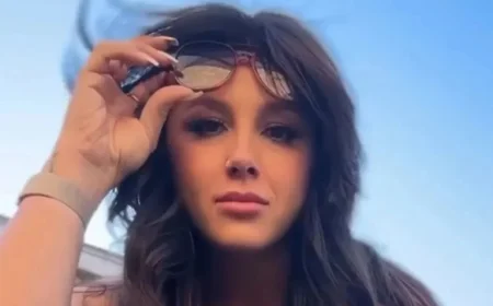 Influencer Sara Buckley of NotTheWorstMom Announces 21-Year Marriage Divorce