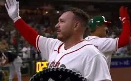 Alejandro Kirk and Mexico’s 16-0 Rout: An Inflection Point as the 2026 WBC Advances