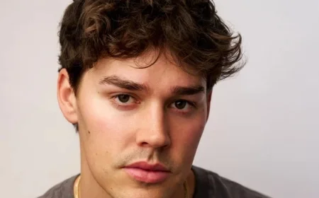 Noah Beck Cast as Luke in ‘Baywatch’ TV Series