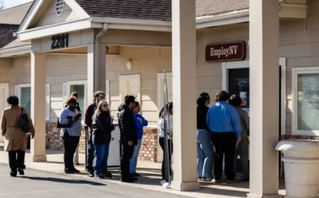 AI Job Disruption Intensifies as 75% Skip Unemployment Benefits