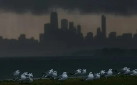 Tornado Warning Chicago: A tense Tuesday evening as watches and warnings spread across the region