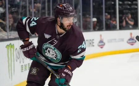 Craig Berube praises determined Groulx as Maple Leafs test new options in Montreal