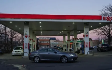 Oil Prices Drop While Gas Prices Stay High: Discover the Reason