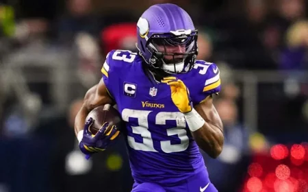 Vikings keep Aaron Jones for 2026 with a revised deal: the cap signal behind a surprise about-face