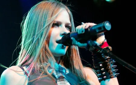 Avril Lavigne Breaks Down the Homemade Aesthetic: How Old Sports T‑Shirts and Dad’s Neckties Built a 2000s Icon