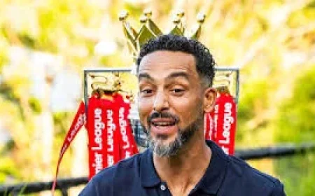 Theo Walcott kicks off Australian Premier League trophy tour as title race reaches a turning point