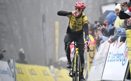 Jonas Vingegaard Shares Insight Behind DIY Paris-Nice Bib Tights