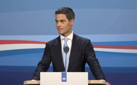 Dutch Navy Frigate Deployed to Mediterranean as PM Warns of Possible Military Losses