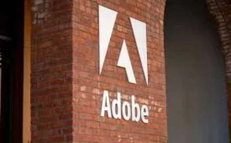 Adbe Stock heads into earnings: 3 sentiment signals investors are watching