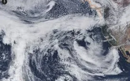 La Nina El Nino at the Inflection Point: Signs Point to a Stronger El Niño and Higher Odds of Extremes