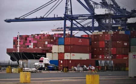 Trump Weighs Jones Act Waivers Amid Rising Gas Prices