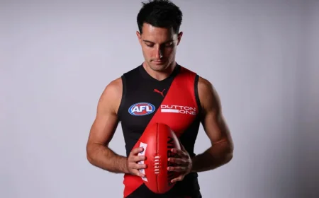 Essendon Vs Hawthorn: Fiorini’s debut and the human story behind a bumper MCG crowd