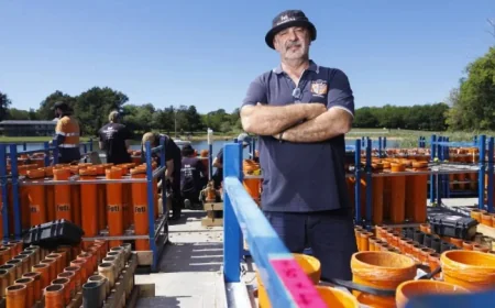 Skyfire returns: Tradition lights Lake Burley Griffin while logistics strain for 120,000 spectators