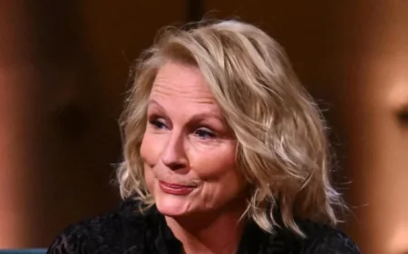 Jennifer Saunders recounts trying to take drugs with Dawn French — a vanished tablet and a long friendship