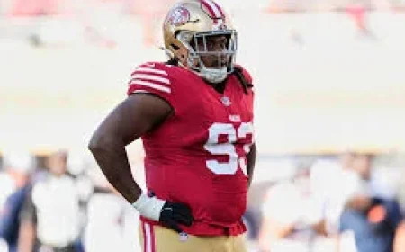 Kalia Davis signs one-year deal with Browns as 49ers free-agent departures continue