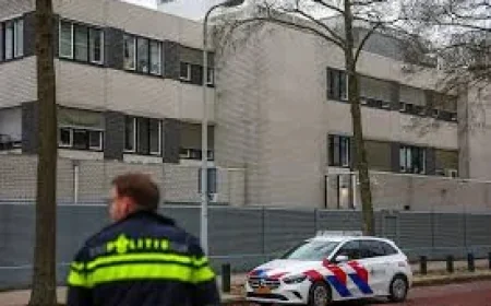 Amsterdam Jewish School Hit by Explosion as Mayor Calls It a ‘Deliberate Attack’